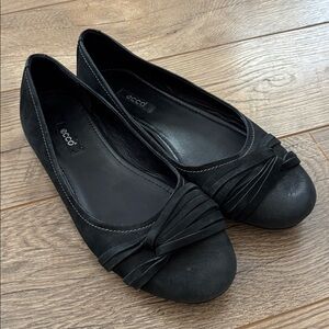 ECCO Black Ballet Flats Women’s size 40 (US size 9-9.5)